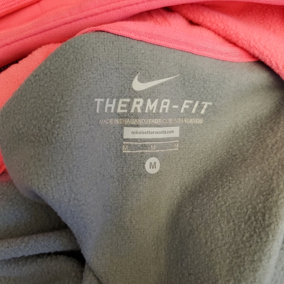 *Like New* Nike therma-fit full zip hoodie - Picture 5 of 6